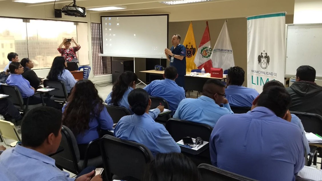 Sisol Salud capacitó a inspectores de Protransporte en técnicas de primeros auxilios