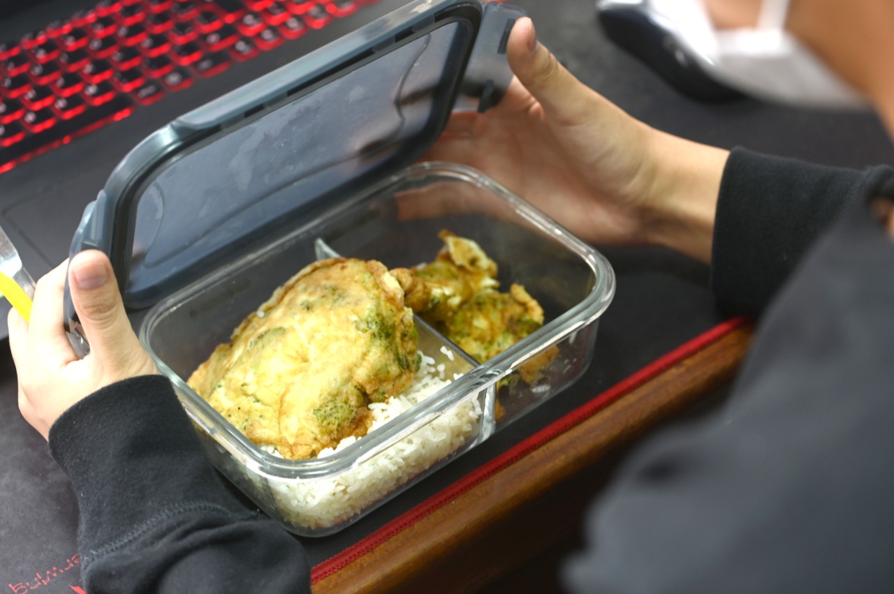 Sigue estos consejos y evita los problemas estomacales durante el verano