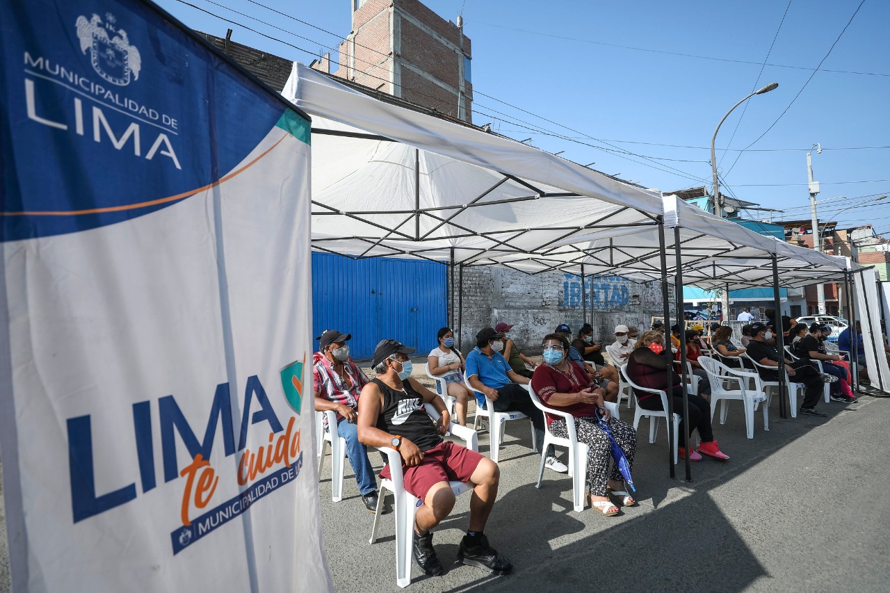 Cerca de mil vecinos del Cercado se beneficiaron esta semana con estrategia Lima Te Cuida 2021