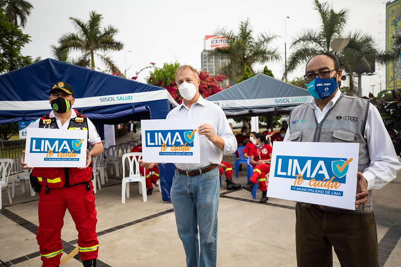 Municipalidad de Lima realizó descarte de Covid-19 a 300 bomberos voluntarios