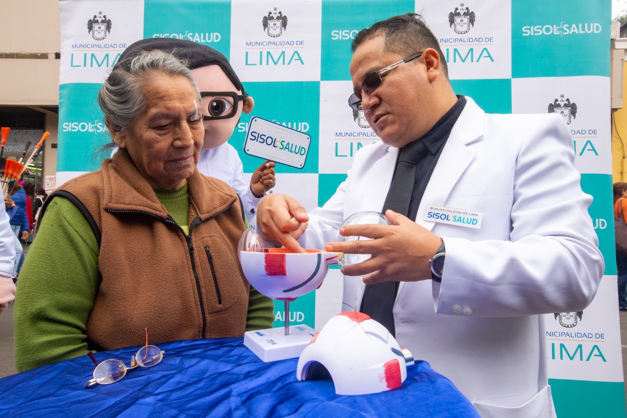 Se realizó campaña médica gratuita en el Mercado Central