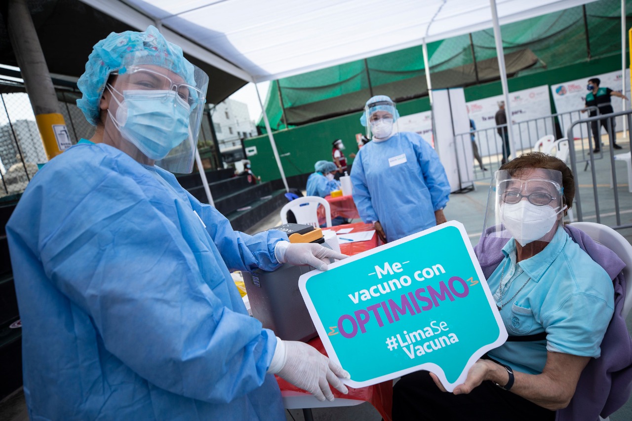 COVID-19: Municipalidad de Lima inmunizó a más de 3,500 adultos mayores 70 años en Pueblo Libre