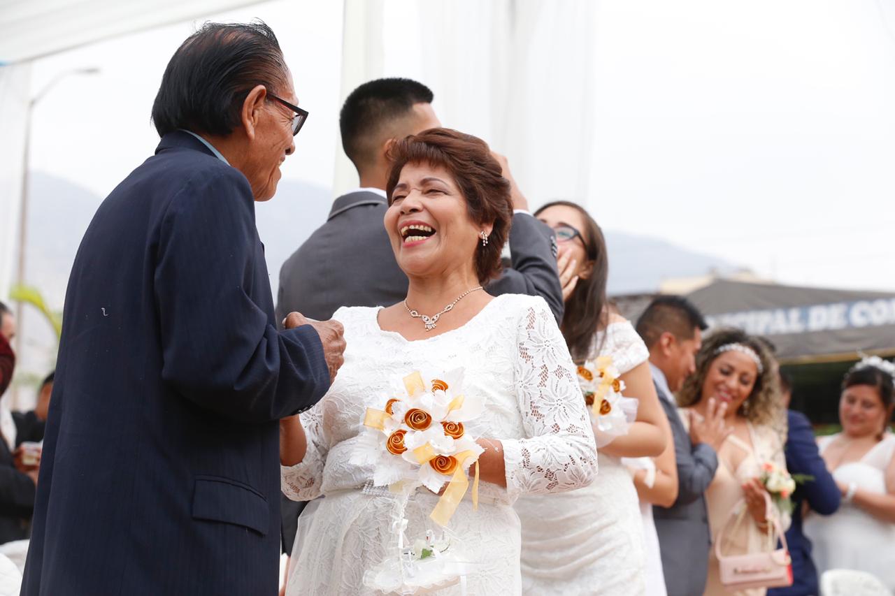 Sisol Salud acompañó matrimonio civil comunitario en Comas