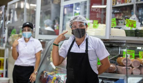 COVID-19: Uso correcto del protector facial y la doble mascarilla