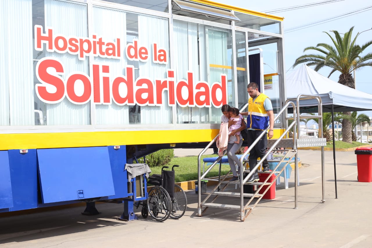 ATENCIÓN HOSPITAL MÓVIL EN PUNTA HERMOSA